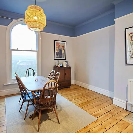 Apartment Host And - Balmoral Terrace Saltburn-by-the-Sea