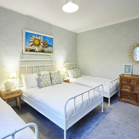 Apartment Host And - Balmoral Terrace *
