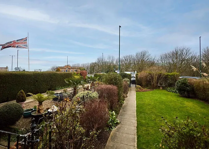 Host And - Balmoral Terrace Saltburn-by-the-Sea